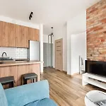 Wola Homely Apartment #88